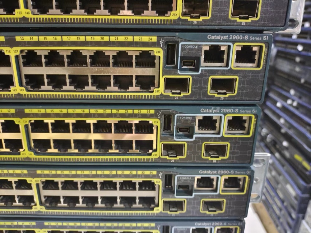 Коммутатор Cisco WS-C2960S-24TS-S/L — фото 1