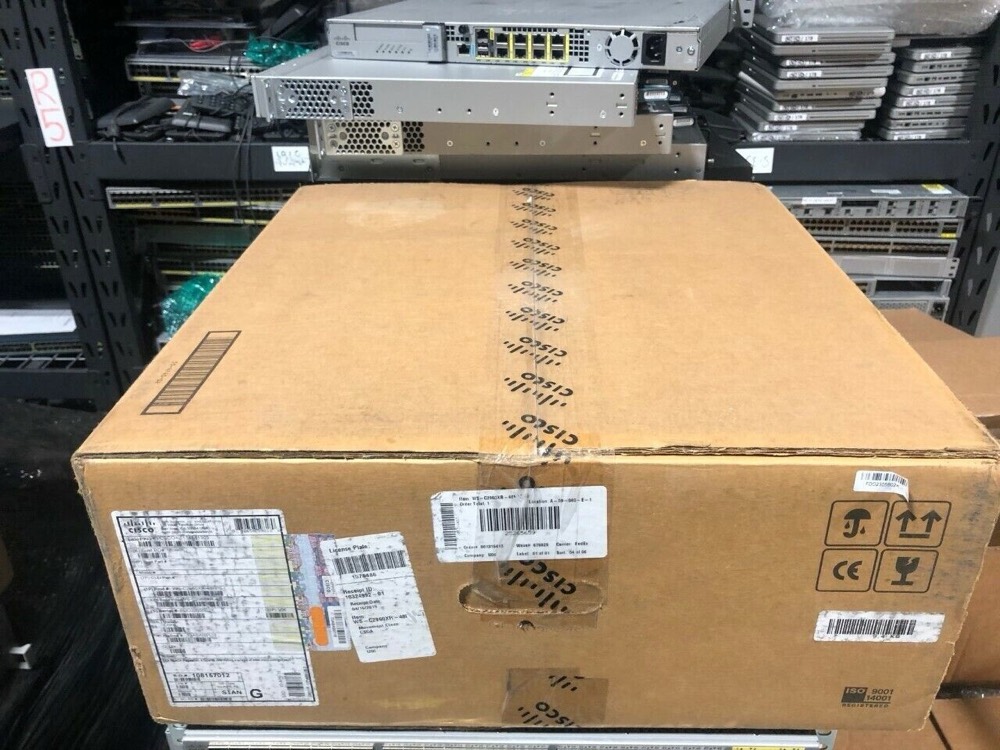Коммутатор Cisco WS-C2960XR-48TD-I — фото 2