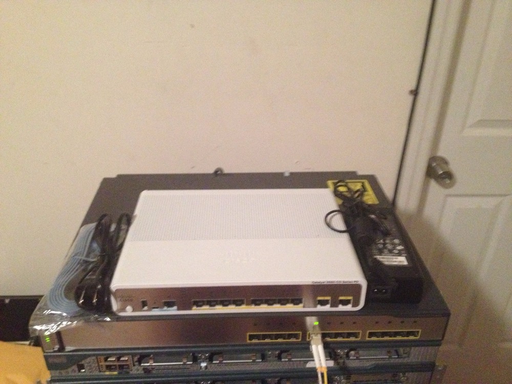 Коммутатор Cisco WS-C3560CPD-8PT-S — фото 3