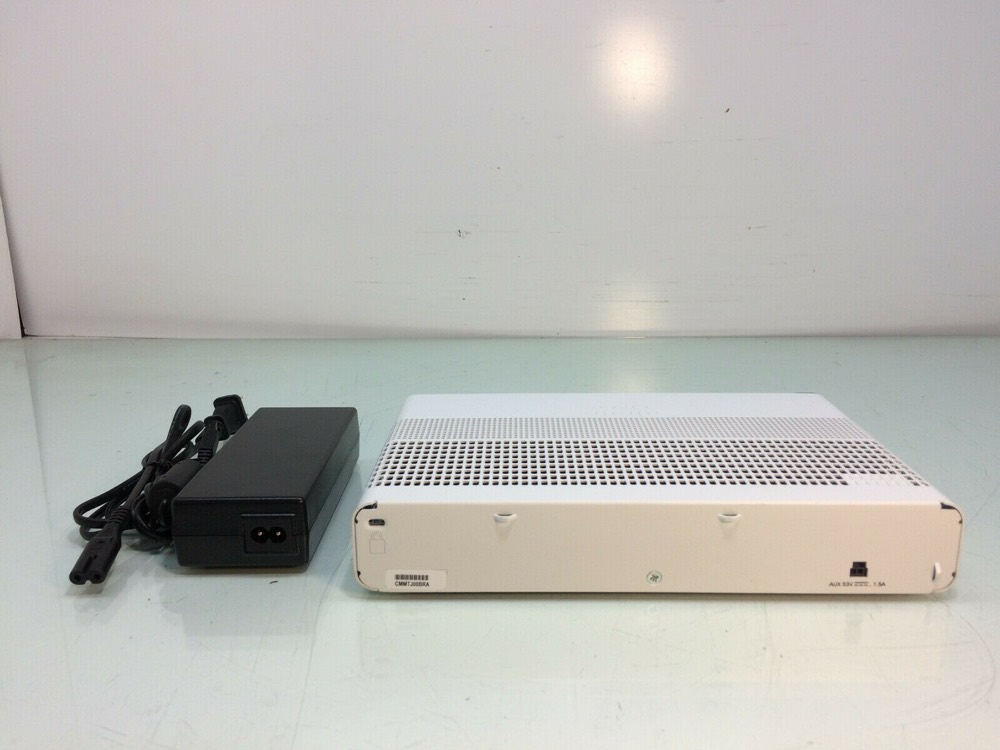 Коммутатор Cisco Catalyst 3560-CX WS-C3560CX-8PT-S, 8×PoE+ — фото 2