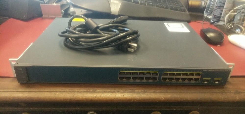 Коммутатор Cisco WS-C3560V2-24PS-E — фото 1