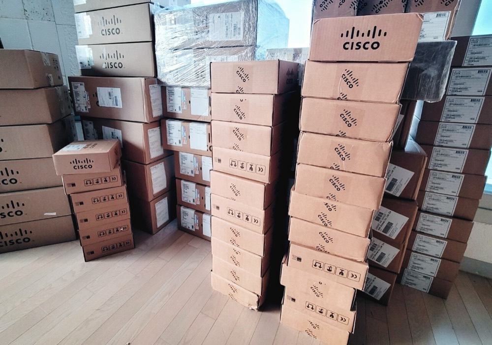 Коммутатор Cisco WS-C3560X-24T-E — фото 1