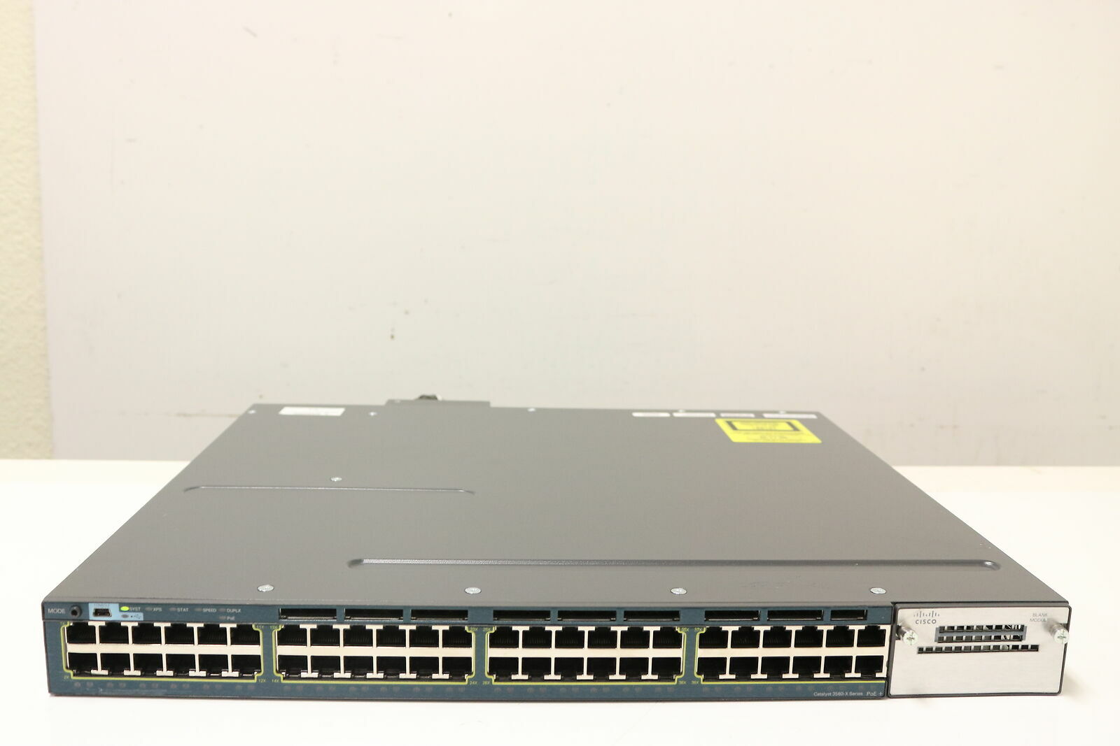 Коммутатор Cisco WS-C3560X-48PF-L — фото 1