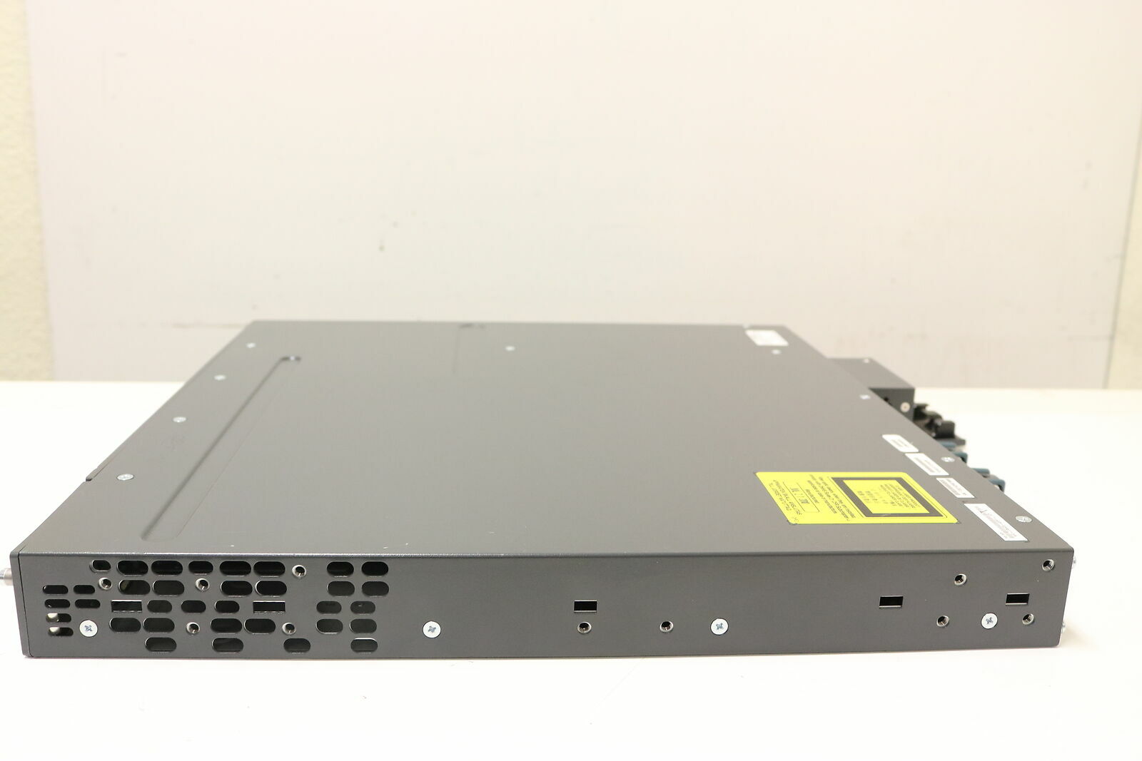 Коммутатор Cisco WS-C3560X-48PF-L — фото 2