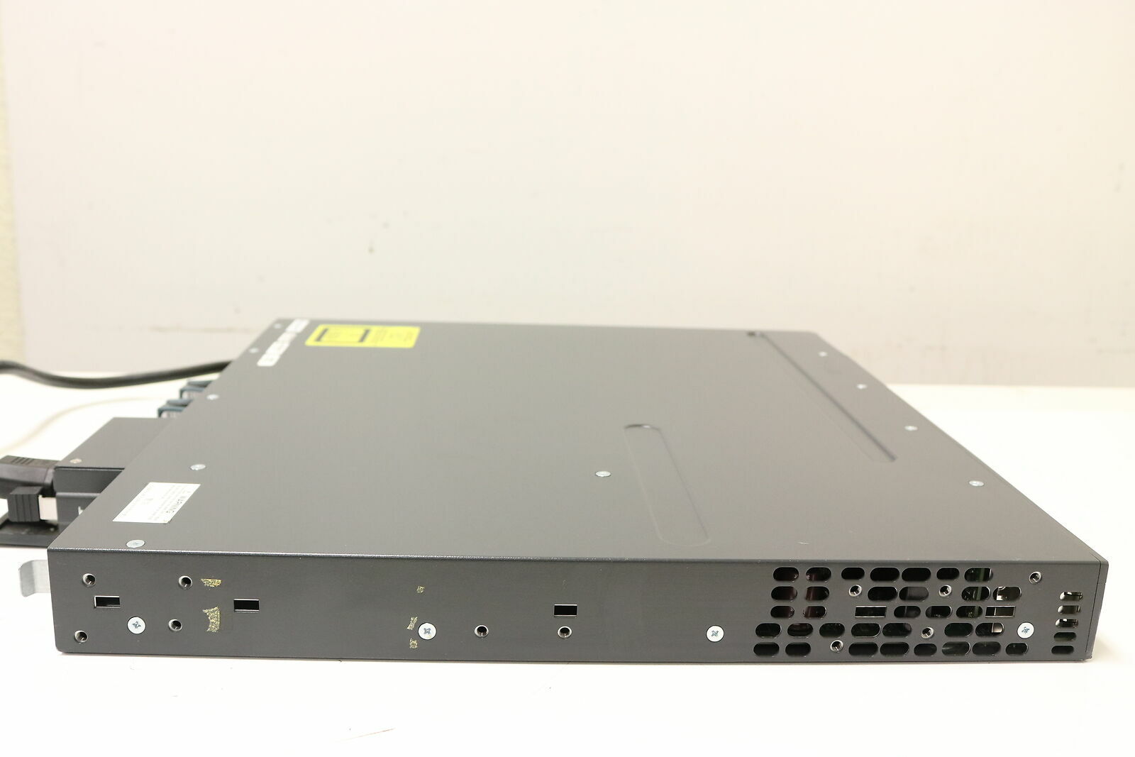 Коммутатор Cisco WS-C3560X-48PF-S — фото 3