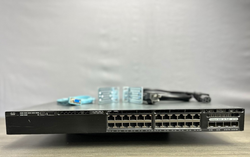 Коммутатор Cisco WS-C3650-24PD-L — фото 1