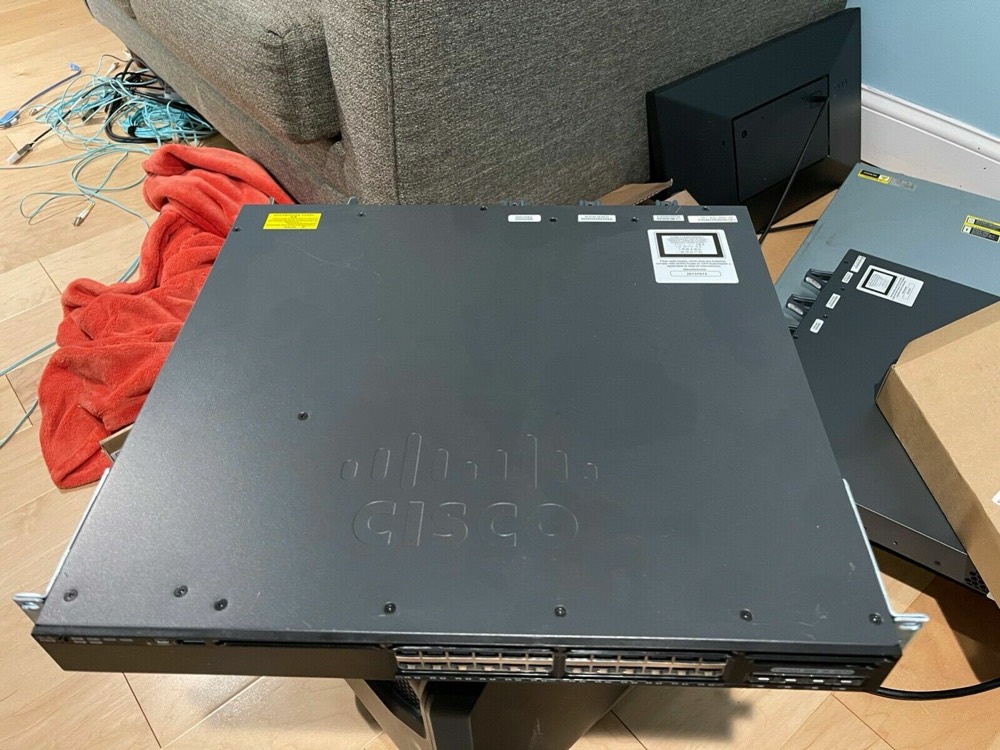 Коммутатор Cisco WS-C3650-24TS-L — фото 2