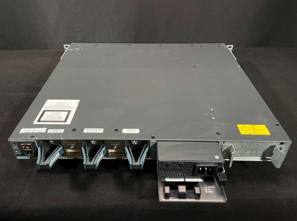 Коммутатор Cisco Catalyst 3650 48 портов 1G 2×SFP+ 10G LAN Base (WS-C3650-48FD-L) — фото 2