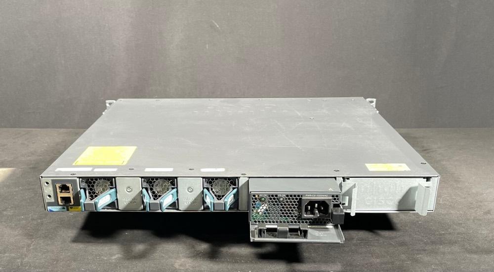 Коммутатор Cisco WS-C3650-48PD-S — фото 3