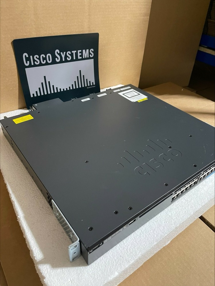 Коммутатор Cisco WS-C3650-8X24UQ-E — фото 2