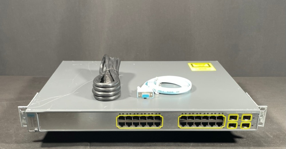Коммутатор Cisco WS-C3750G-24TS-E — фото 1