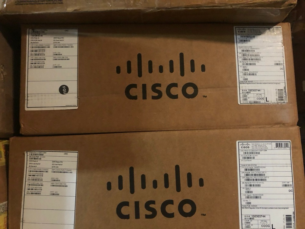 Коммутатор Cisco WS-C3750X-24P-S — фото 2
