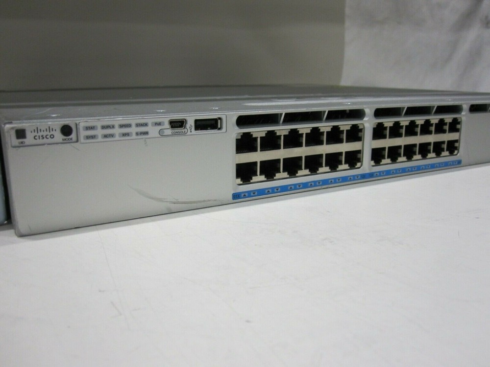 Коммутатор Cisco WS-C3850-24XU-L — фото 2