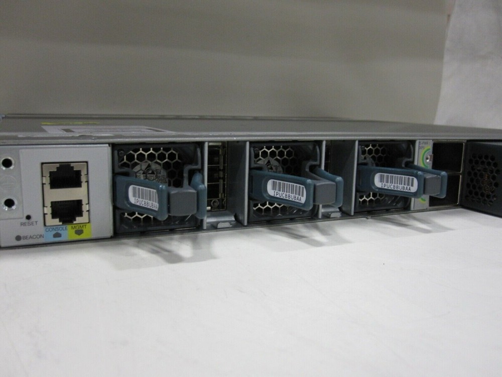 Коммутатор Cisco WS-C3850-24XU-L — фото 3