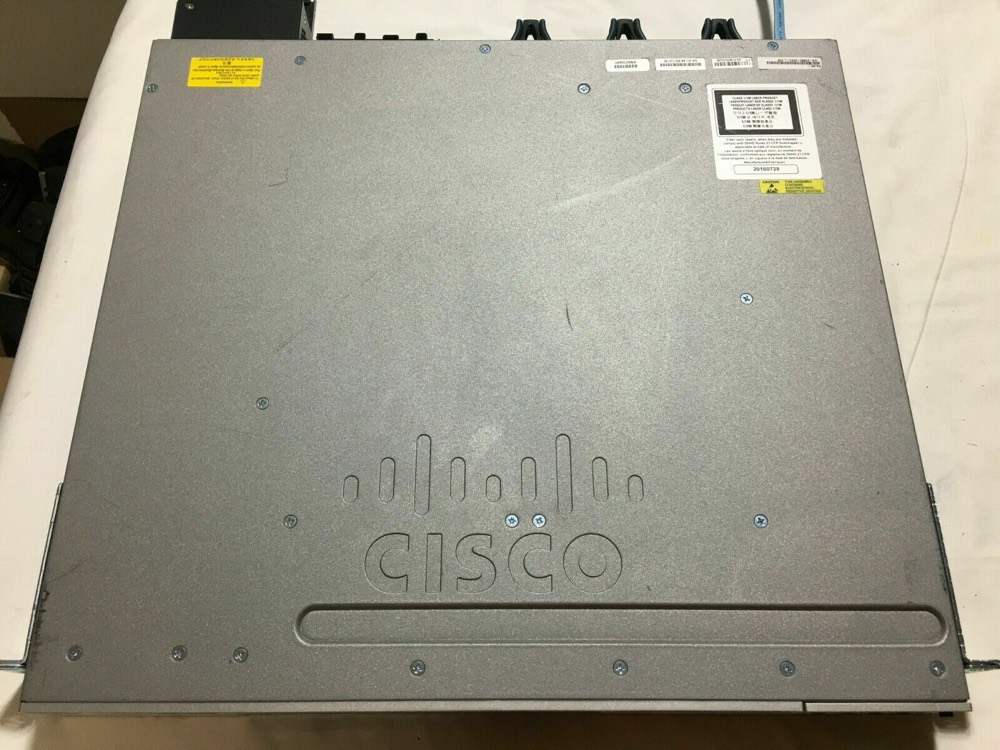 Коммутатор Cisco WS-C3850-24XU-S — фото 2