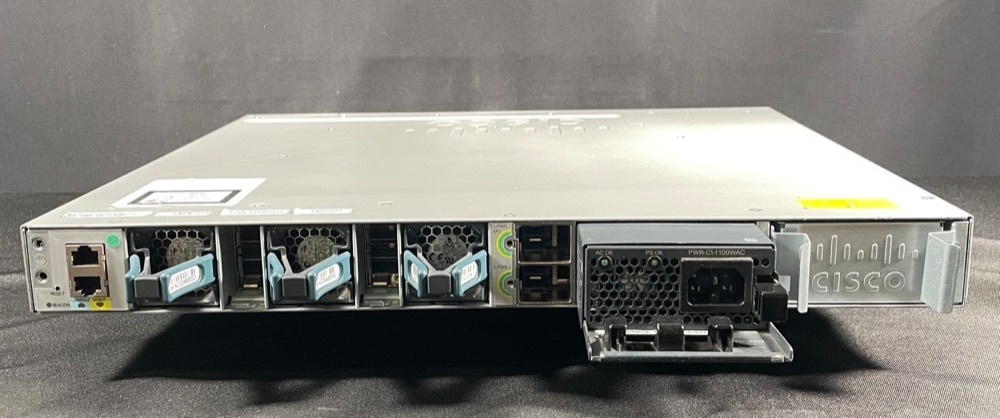 Коммутатор Cisco WS-C3850-24XUW-S — фото 2