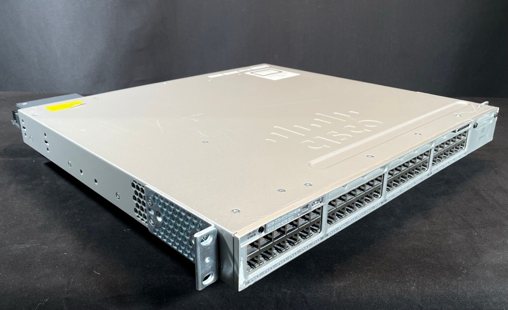 Коммутатор Cisco WS-C3850-48PW-S — фото 2