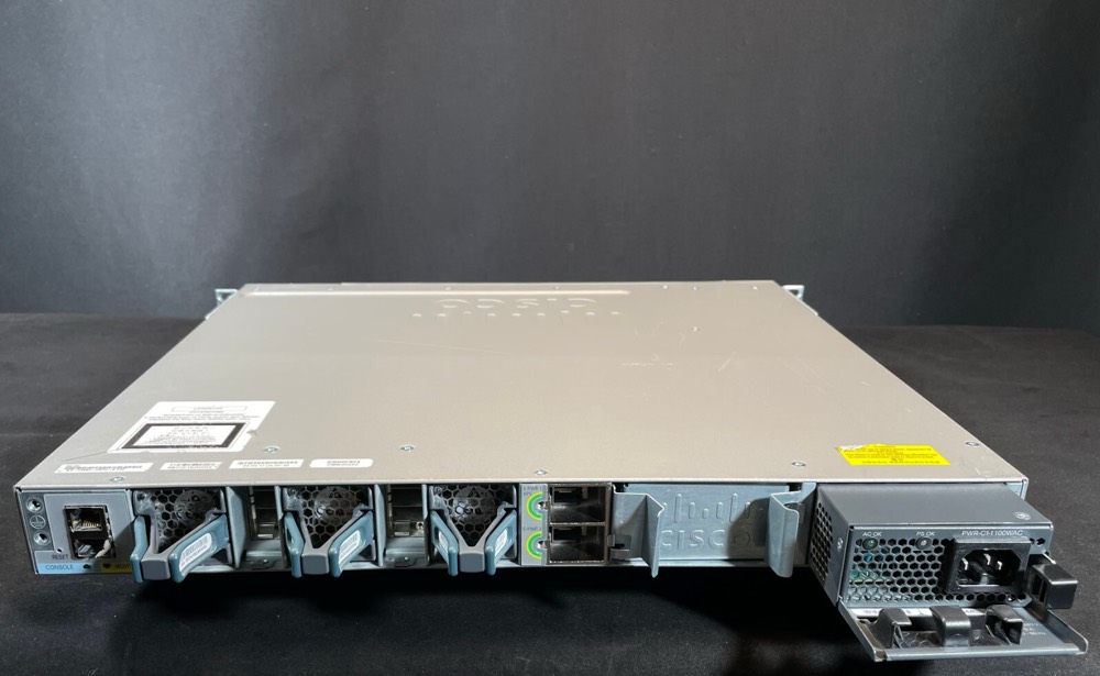 Коммутатор Cisco WS-C3850-48PW-S — фото 3