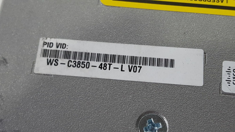 Коммутатор Cisco WS-C3850-48T-L — фото 2