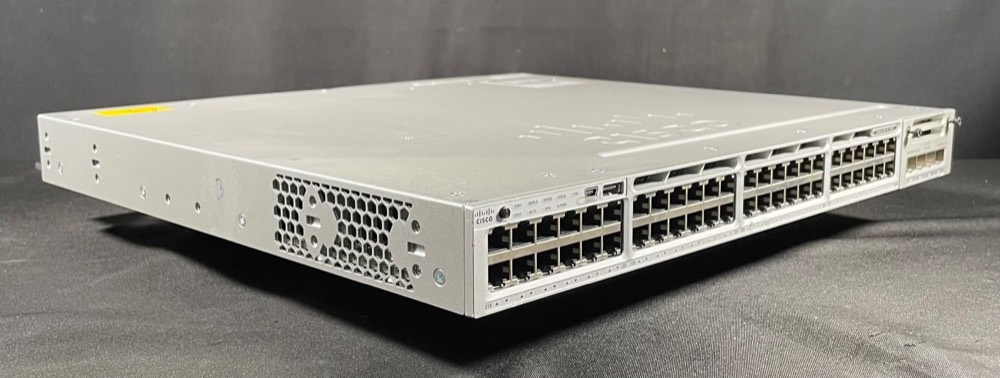 Коммутатор Cisco WS-C3850-48UW-S — фото 2