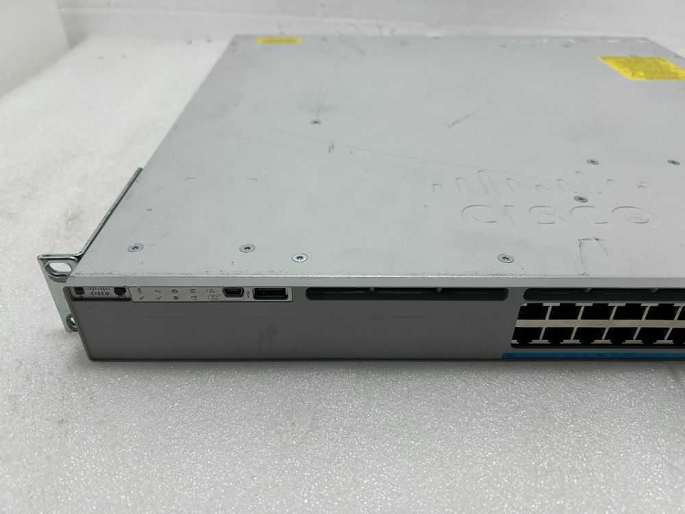 Коммутатор Cisco WS-C9300-24UX-A — фото 2