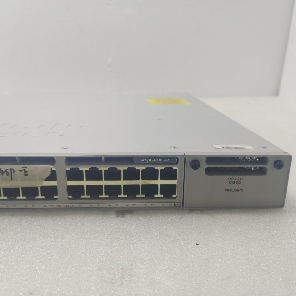 Коммутатор Cisco WS-C9300-24p/48P-E — фото 3