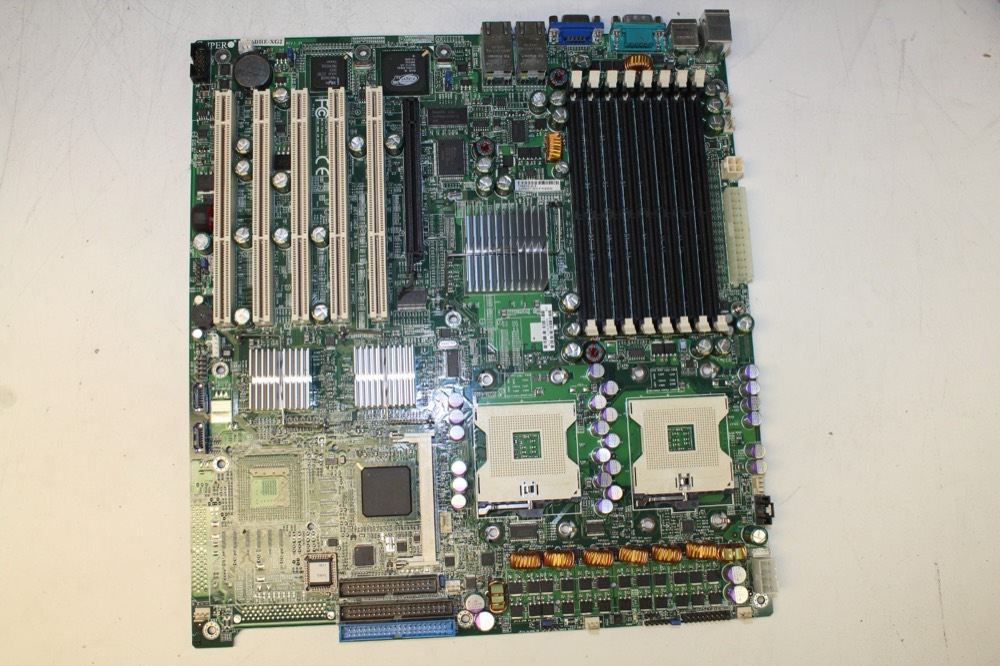 Материнская плата X6DHE-XG2 Supermicro Motherboard DUAL XEON 800MHZ/MPGA604 E7520 — фото 1