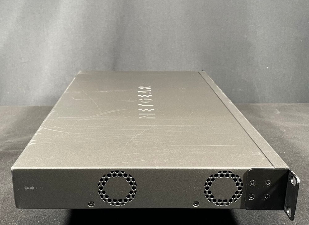Коммутатор Netgear XS712T-100NES — фото 3