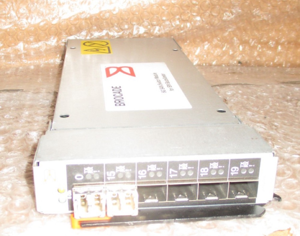 Коммутатор Fibre Channel Brocade 5470 — встраиваемый блейд-коммутатор 8G — фото 2
