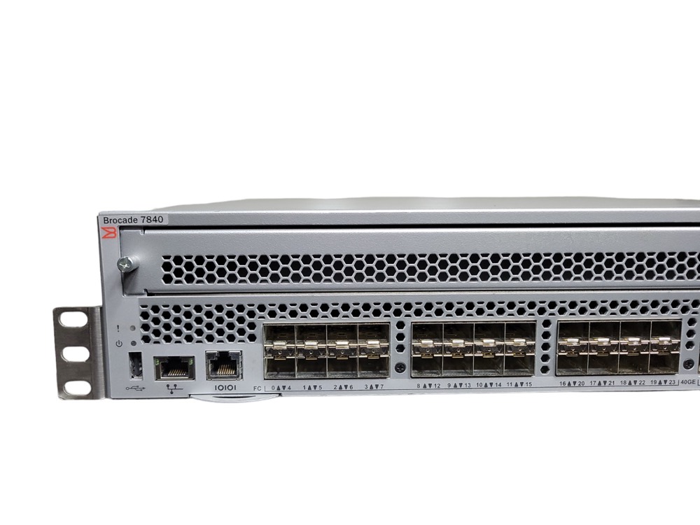 Extension-коммутатор Fibre Channel Brocade 7840 — 24×16G FC + 16×10GbE + 2×40GbE extension — фото 2