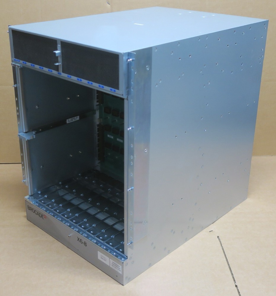 Директор Fibre Channel Brocade X6-8 — директор Gen6 32G, 8 слотов — фото 3