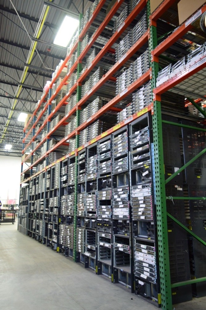 Access-роутер Juniper ACX2200 — access-роутер metro — фото 2