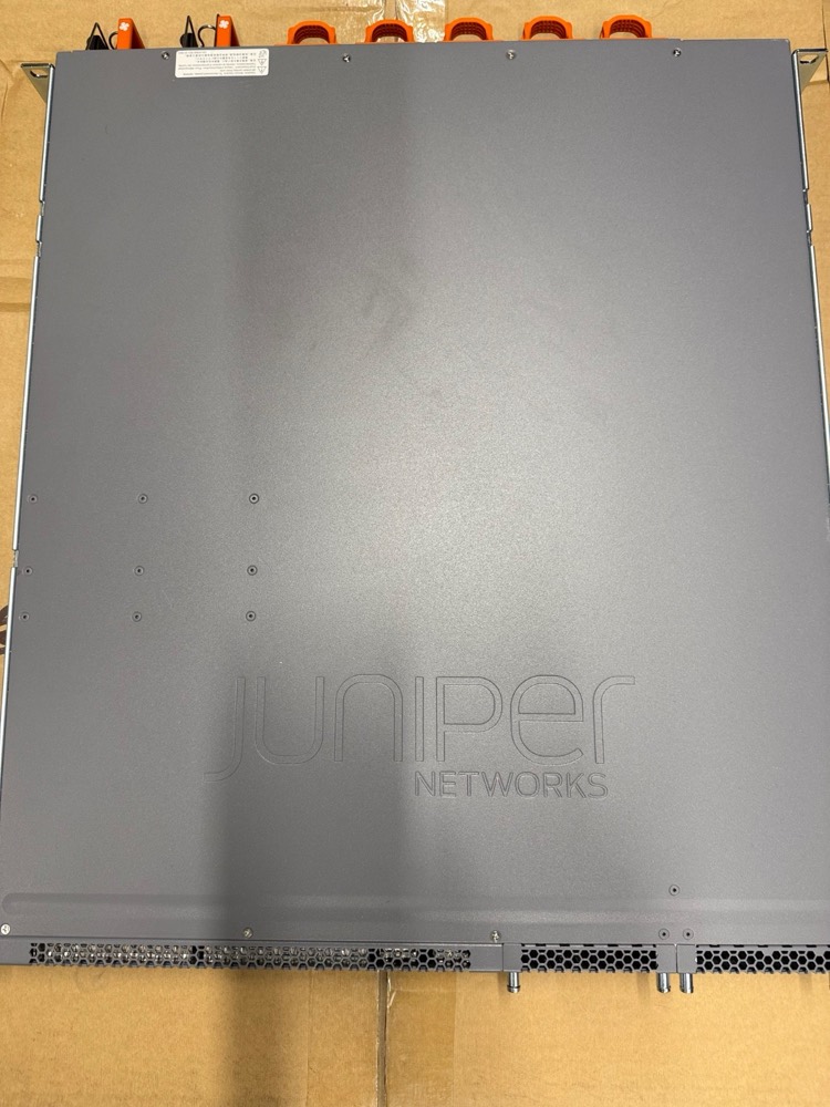 Коммутатор Juniper EX4600 — 24×10G SFP+ + расширение, 40G — фото 2