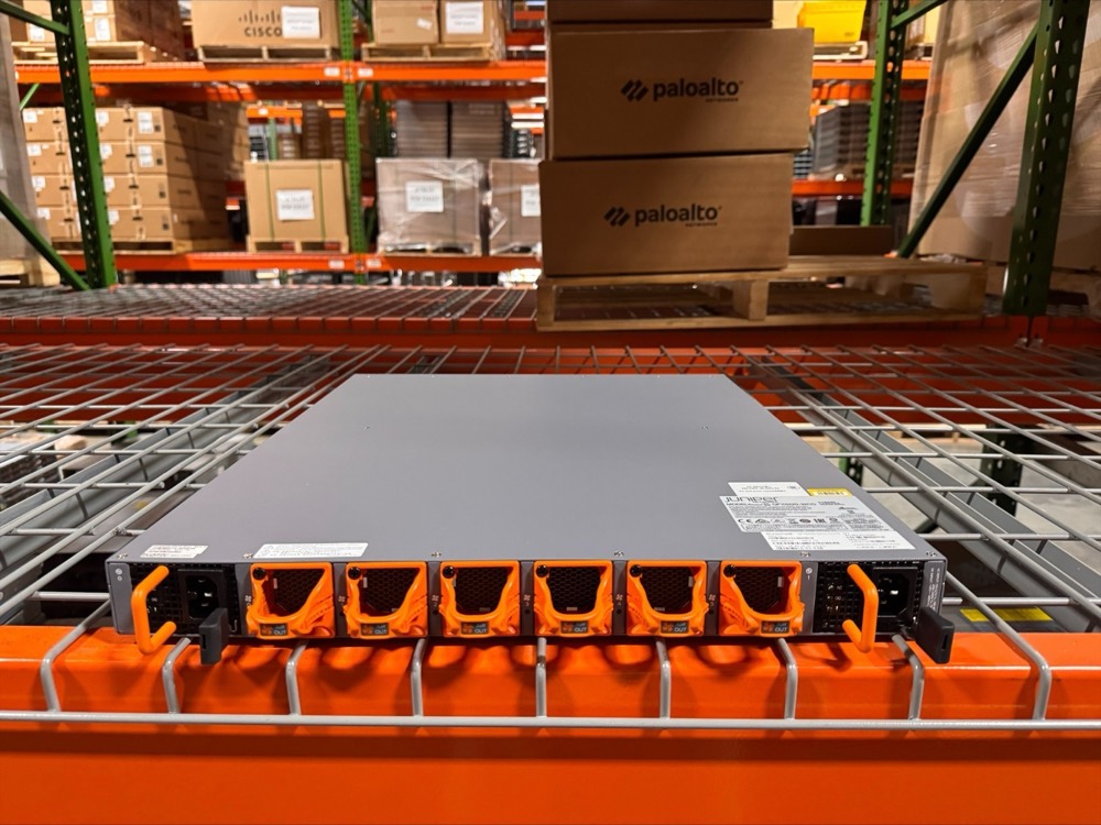 Коммутатор Juniper QFX5220 — 32×400G spine (текущий) — фото 2