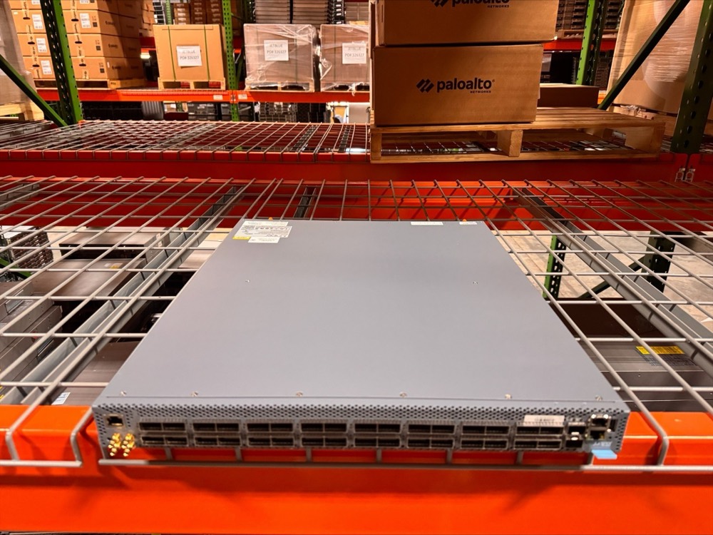 Коммутатор Juniper QFX5220 — 32×400G spine (текущий) — фото 3