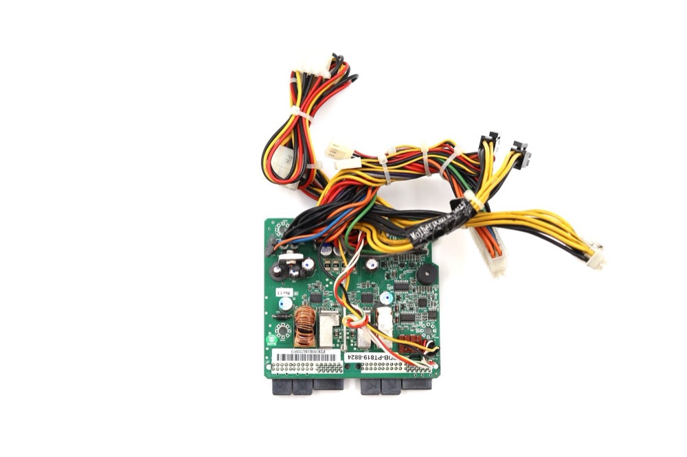 Распределитель питания (PDU) Supermicro 50.5 Wide Molex Power Distributor (PDB-PT819-8824) — фото 2