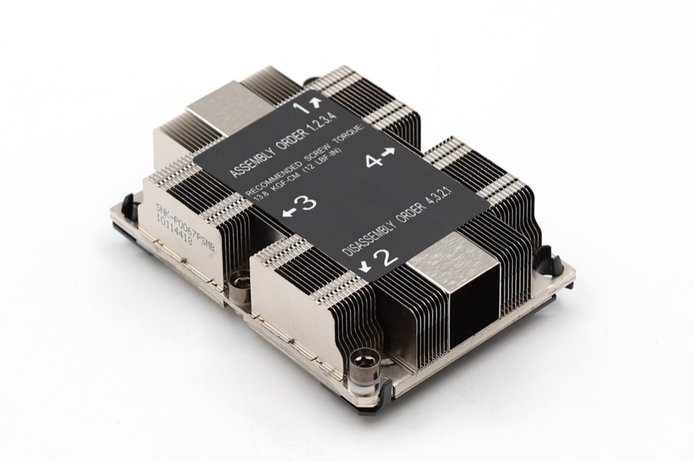 Радиатор Supermicro 1U Passive CPU Heat Sink Socket LGA3647-0 (SNK-P0067PSMB) — фото 1