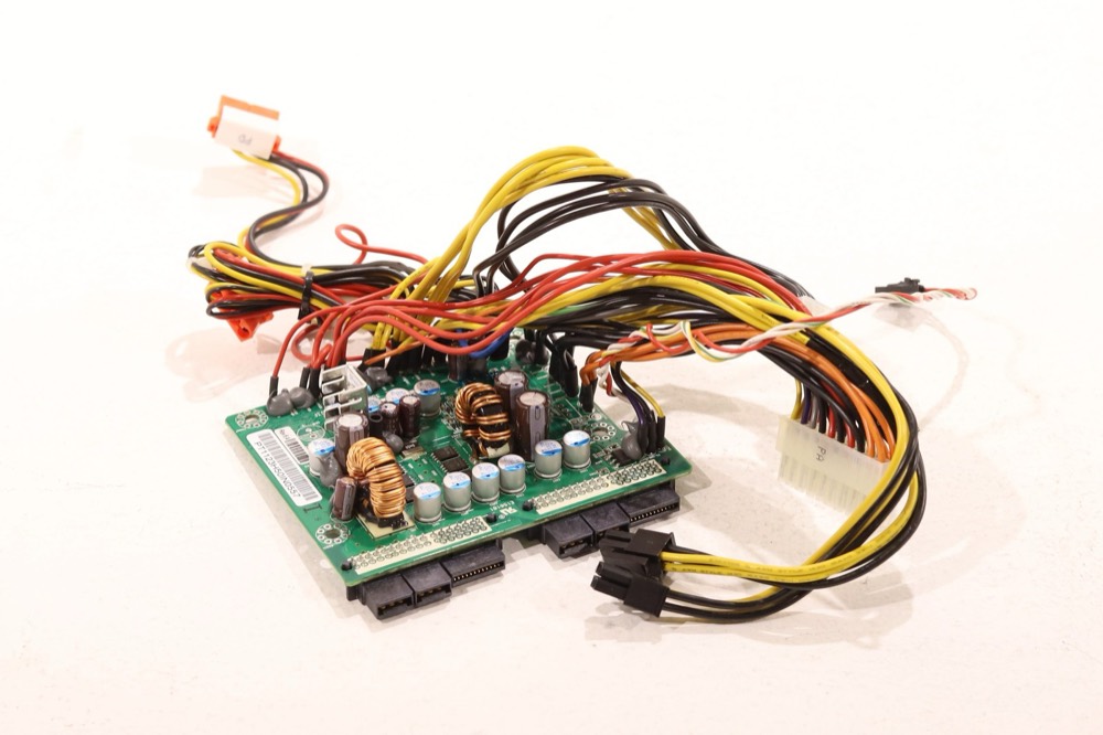 Комплектующая *NEW* SuperMicro PDB-PT112-2420 SC112 20-Pin Redundant Power Distributor — фото 1