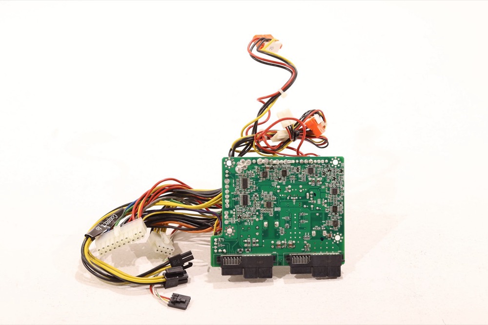 Комплектующая *NEW* SuperMicro PDB-PT112-2420 SC112 20-Pin Redundant Power Distributor — фото 2