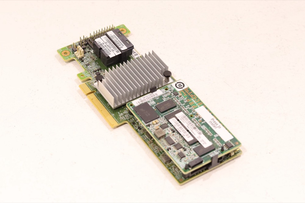 RAID/HBA-контроллер Lenovo 46C9111 ServeRAID M5210 12 Gb/s 1GB Cache RAID Controller — фото 1