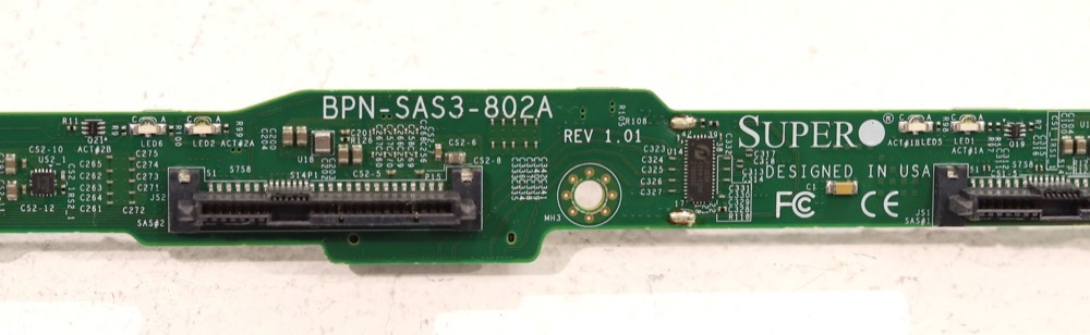 SSD-накопитель SSD Supermicro BPN-SAS3-802A 4-Port Backplane Supports 4x3.5" SAS3/SATA3 HDD,HF — фото 3