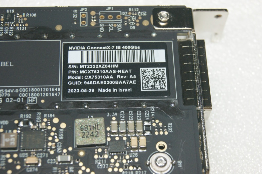 NVIDIA Mellanox MCX75310AAS-NEAT — ConnectX-7 400Gb 1-port сетевой адаптер — фото 4