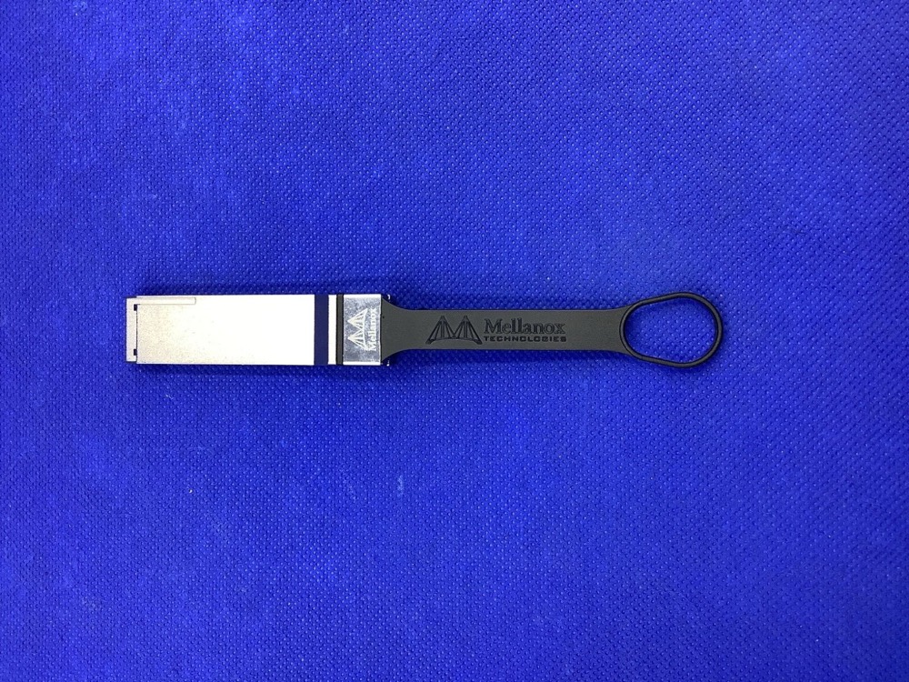 Оптический трансивер Mellanox MMA1B00-F030D — фото 2